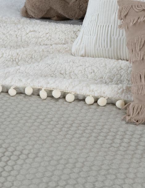 POMPONES AMPARO - Imagen 3